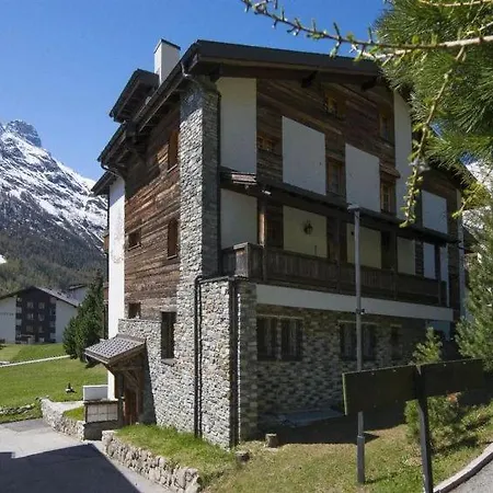 Saas-fee Sleeps 10 Wifi 公寓