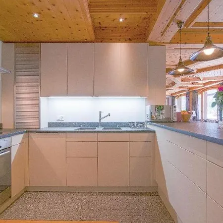 Saas-fee Sleeps 10 Wifi 萨斯费